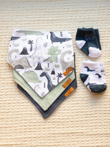 Bandanna Bib and Socks Set (Dinosaur/Multicolor)